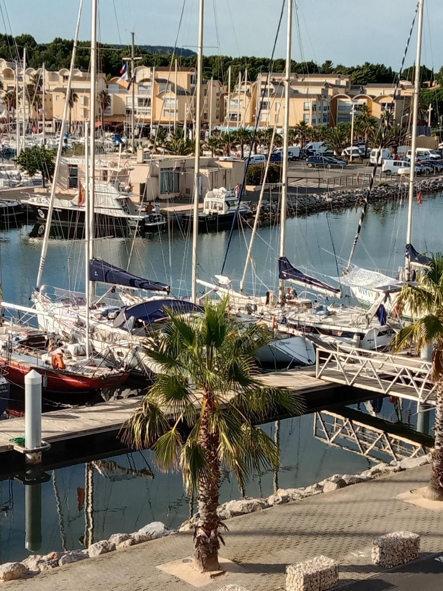 Gruissan Appartement Calme, Vue Sur Port De Plaisance -Clim, Empl.Parking Eksteriør bilde